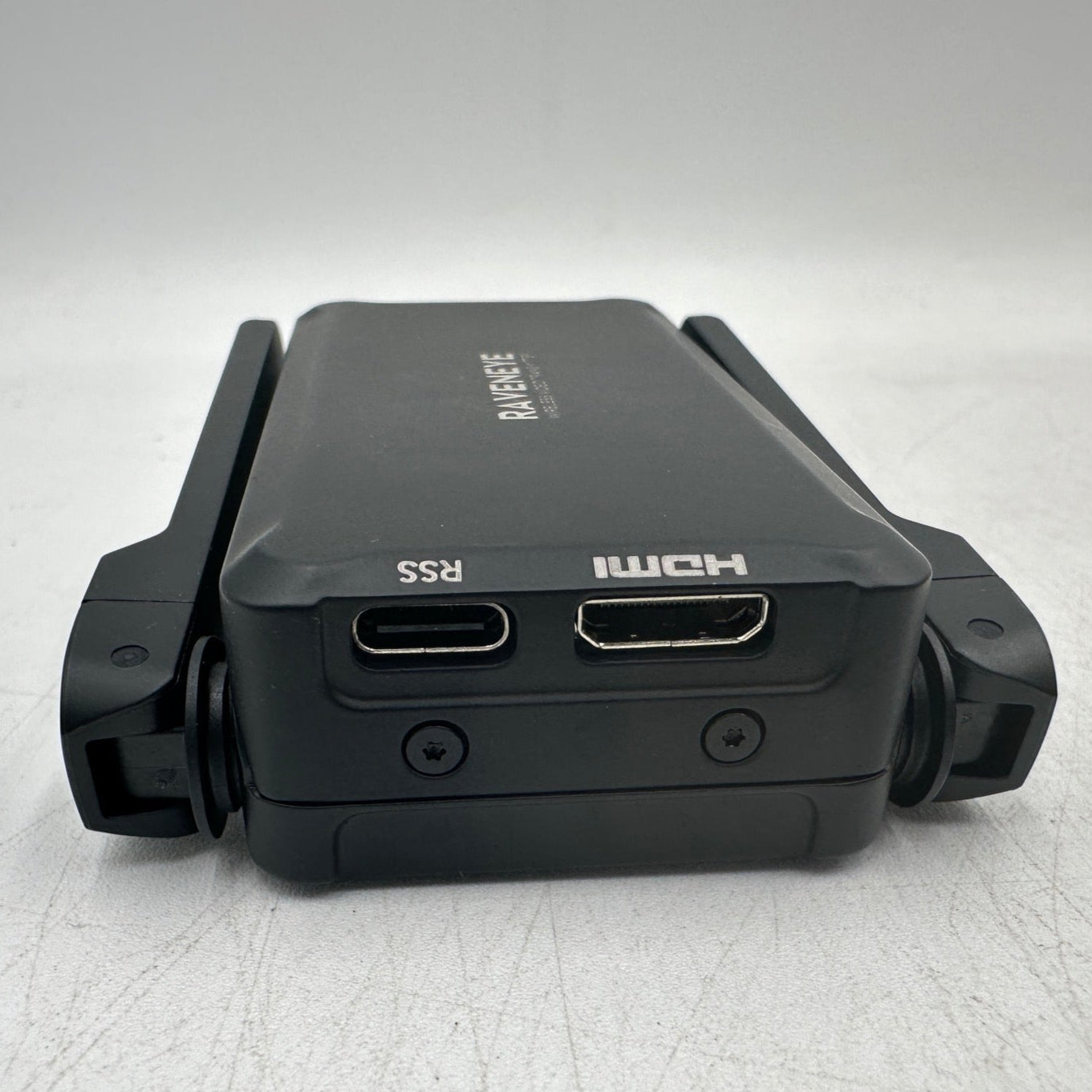 DJI RS 4 PRO Combo  3-Axis Gimbal Stabilizer P04P