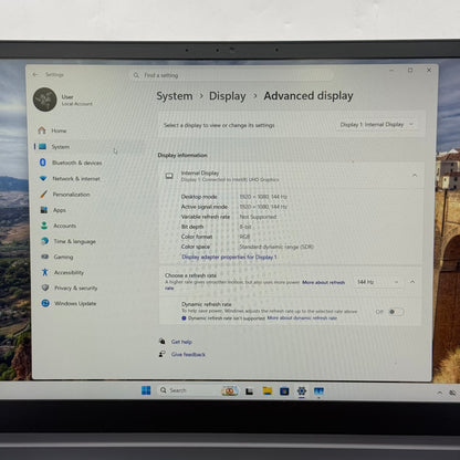 Razer Blade 15 Base RZ09-0328 15.6 i7-10750H 16GB RAM 512GB SSD GeForce RTX 2060