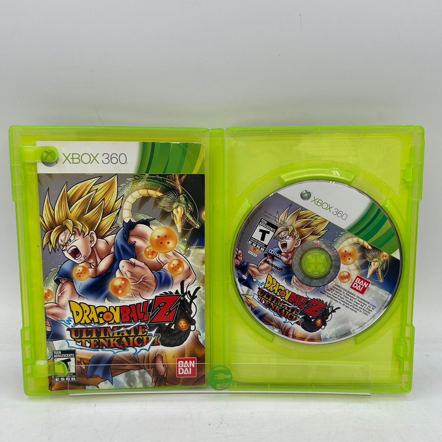 Dragon Ball Z Ultimate Tenkaichi  (Microsoft Xbox 360,  2011)