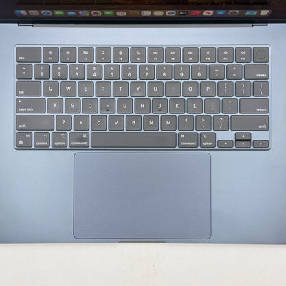 2024 Apple MacBook Air 15" M3 8C GPU 4.0GHz 8GB RAM 256GB SSD A3114