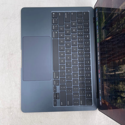 2025 Apple MacBook Air 13.6" M4 8C GPU 4.5GHz 16GB RAM 256GB SSD A3240