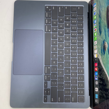 2022 Apple MacBook Air 13.6" M2 3.5GHz 8GB RAM 512GB SSD A2681