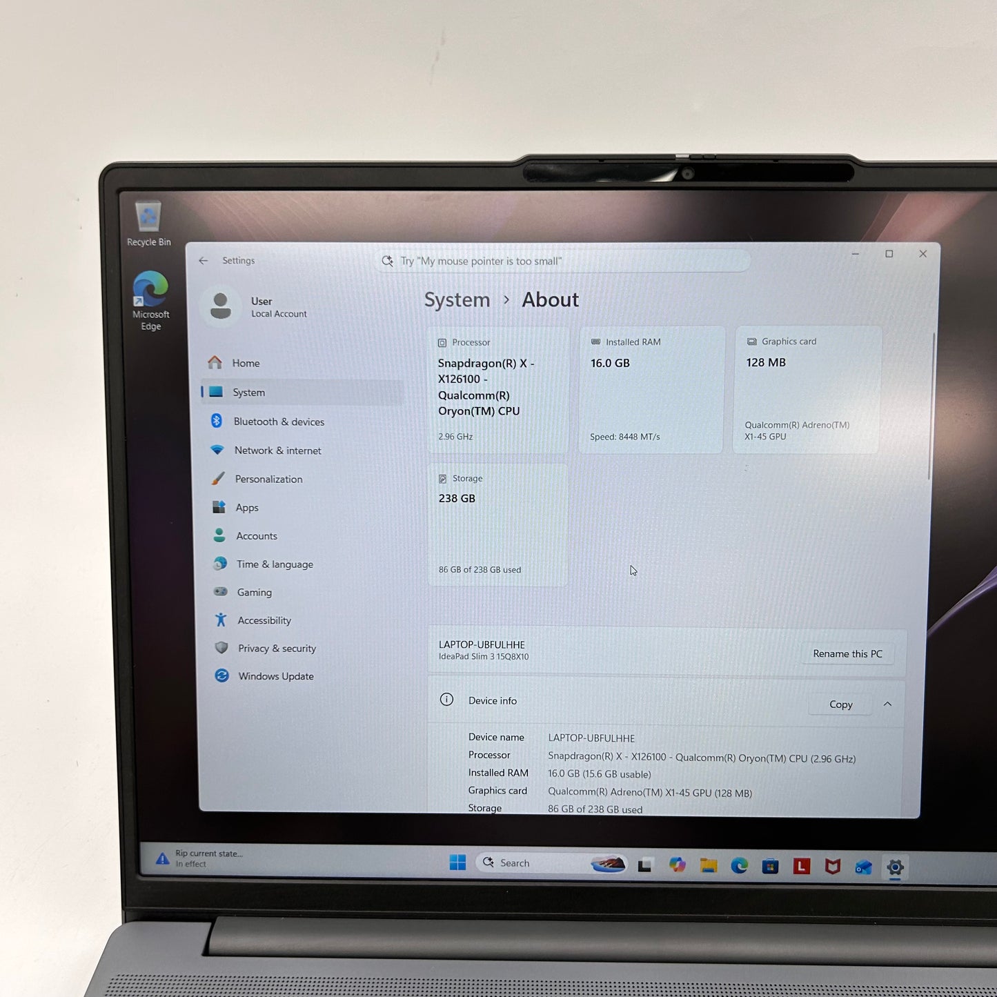 Lenovo IdeaPad Slim 3 15Q8X10 15.3 Snapdragon X  2.9GHz 16GB RAM 256GB SSD