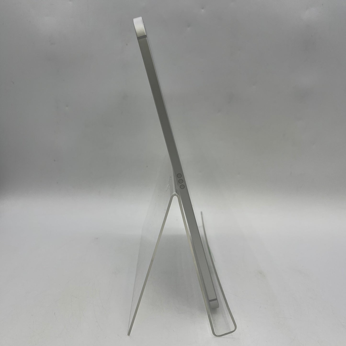 Unlocked Apple iPad 11" (A16) 128GB Silver MD7F4LL/A