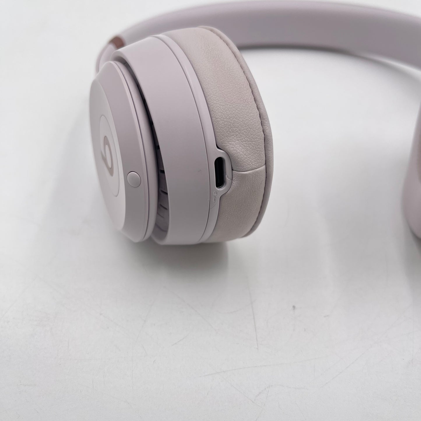 Beats Solo4 Wireless On-Ear Bluetooth Headphones Cloud Pink A3140