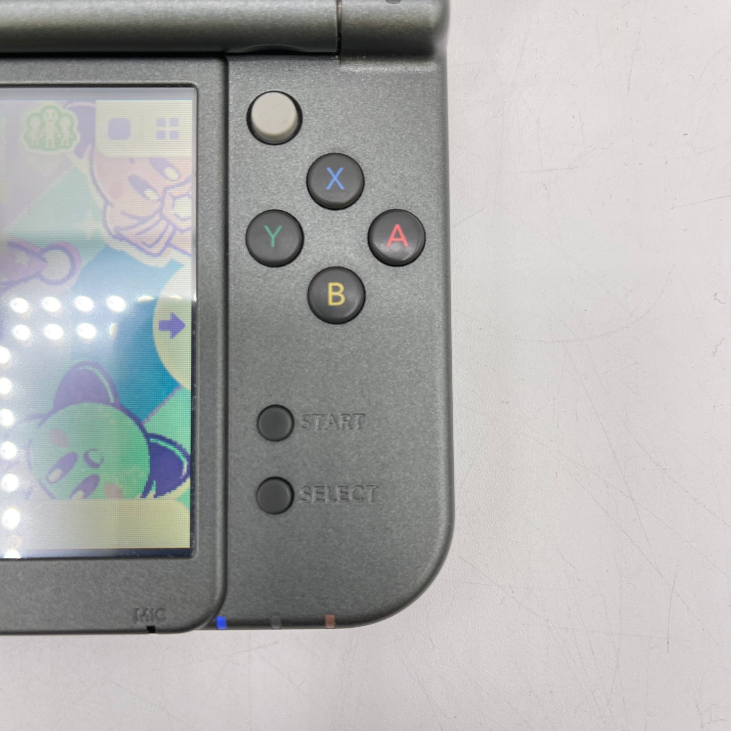 Nintendo 3DS XL Handheld Game Console RED-001 Metallic Gray