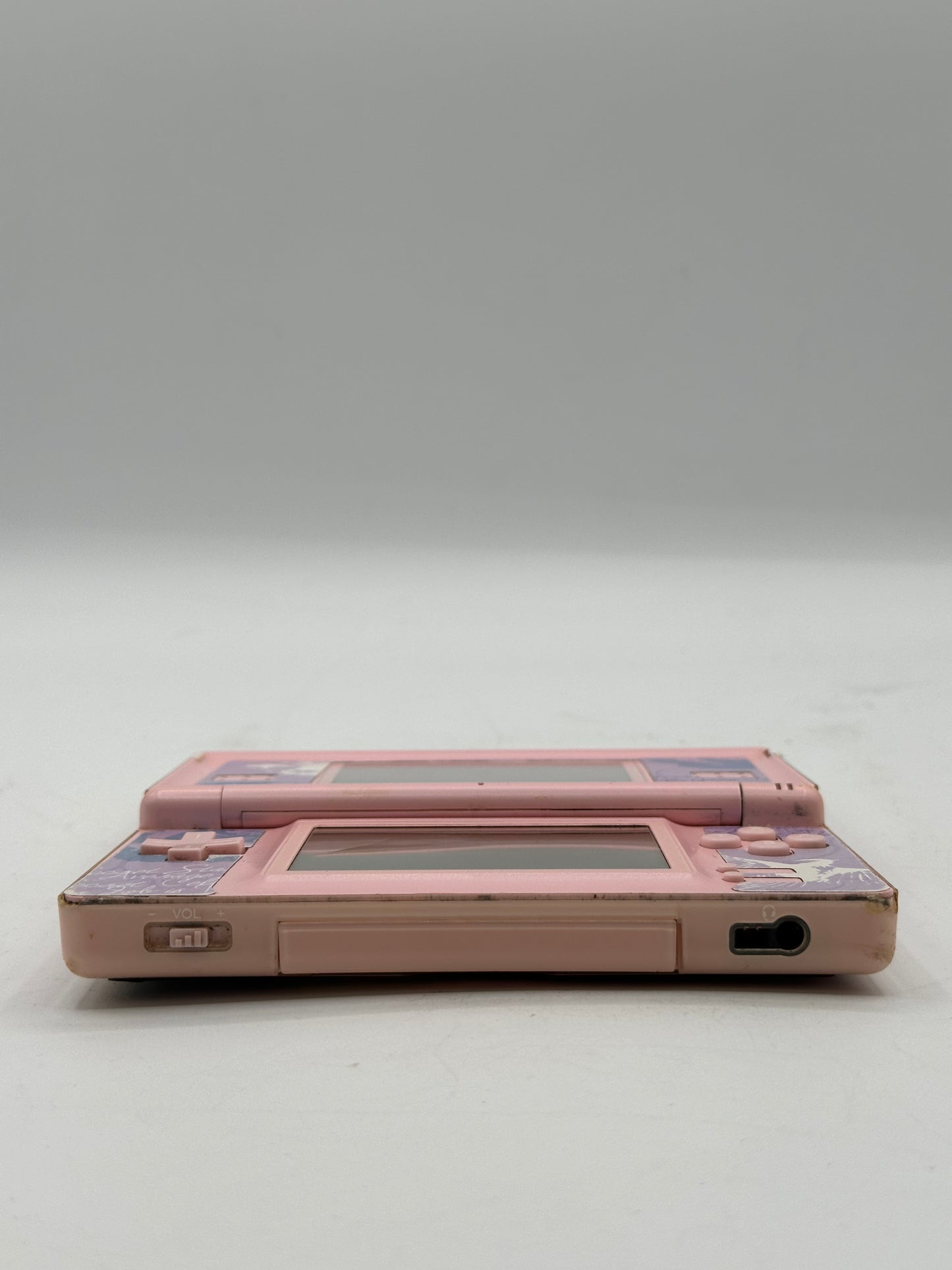 Nintendo DS Handheld Game Console   Pink