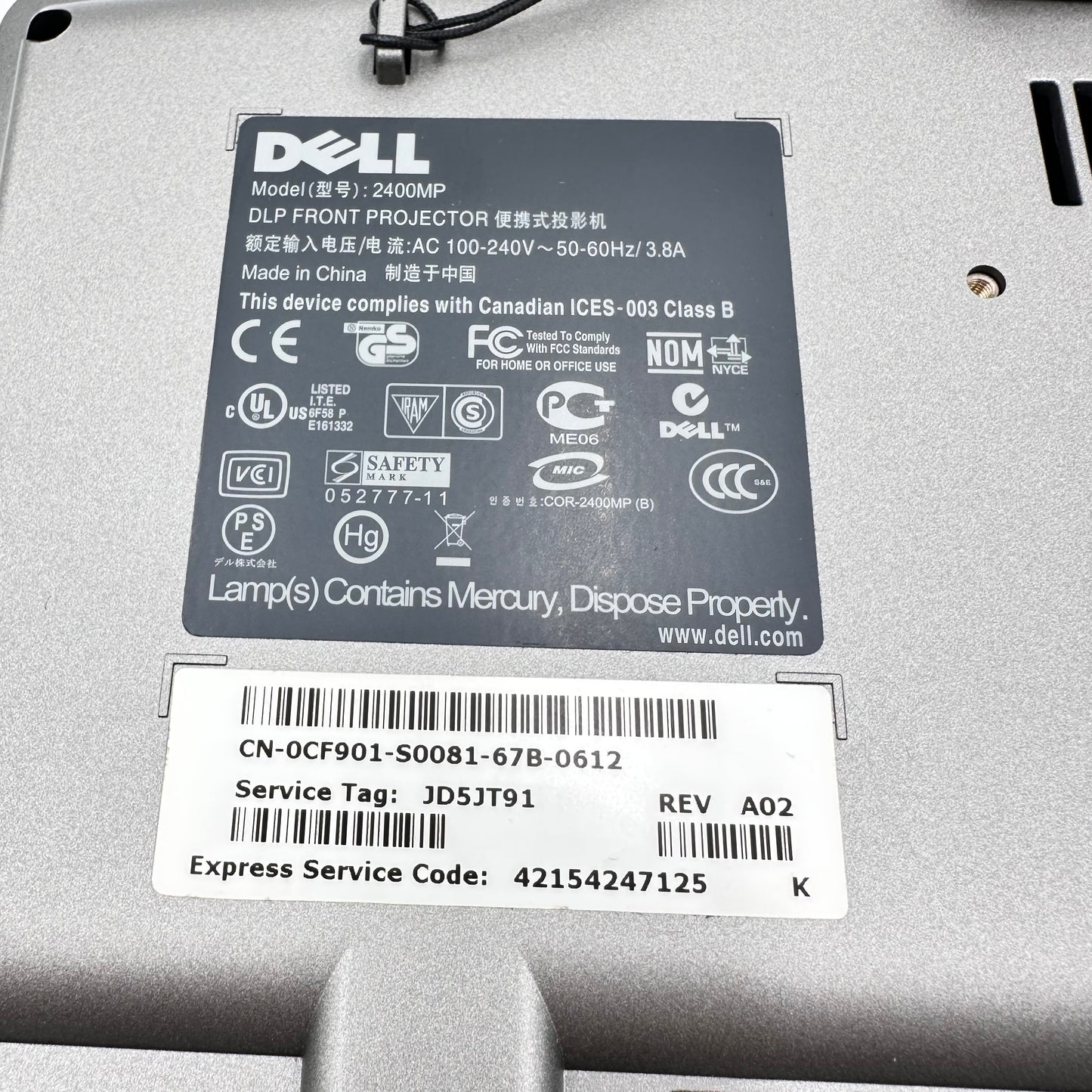 Dell 2400MP DLP Projector 3,000 Lumens HDTV XGA W/ Cables & Case