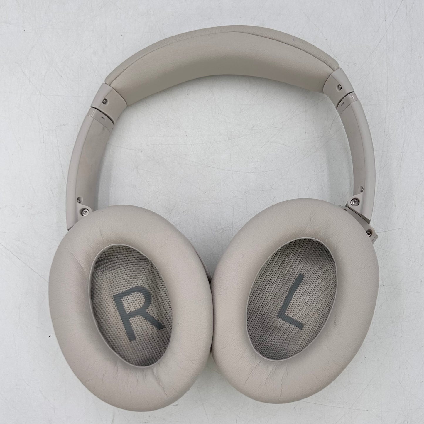 Bose QuietComfort Over-Ear Bluetooth Headphones White Smoke 884367-0200 (2023)