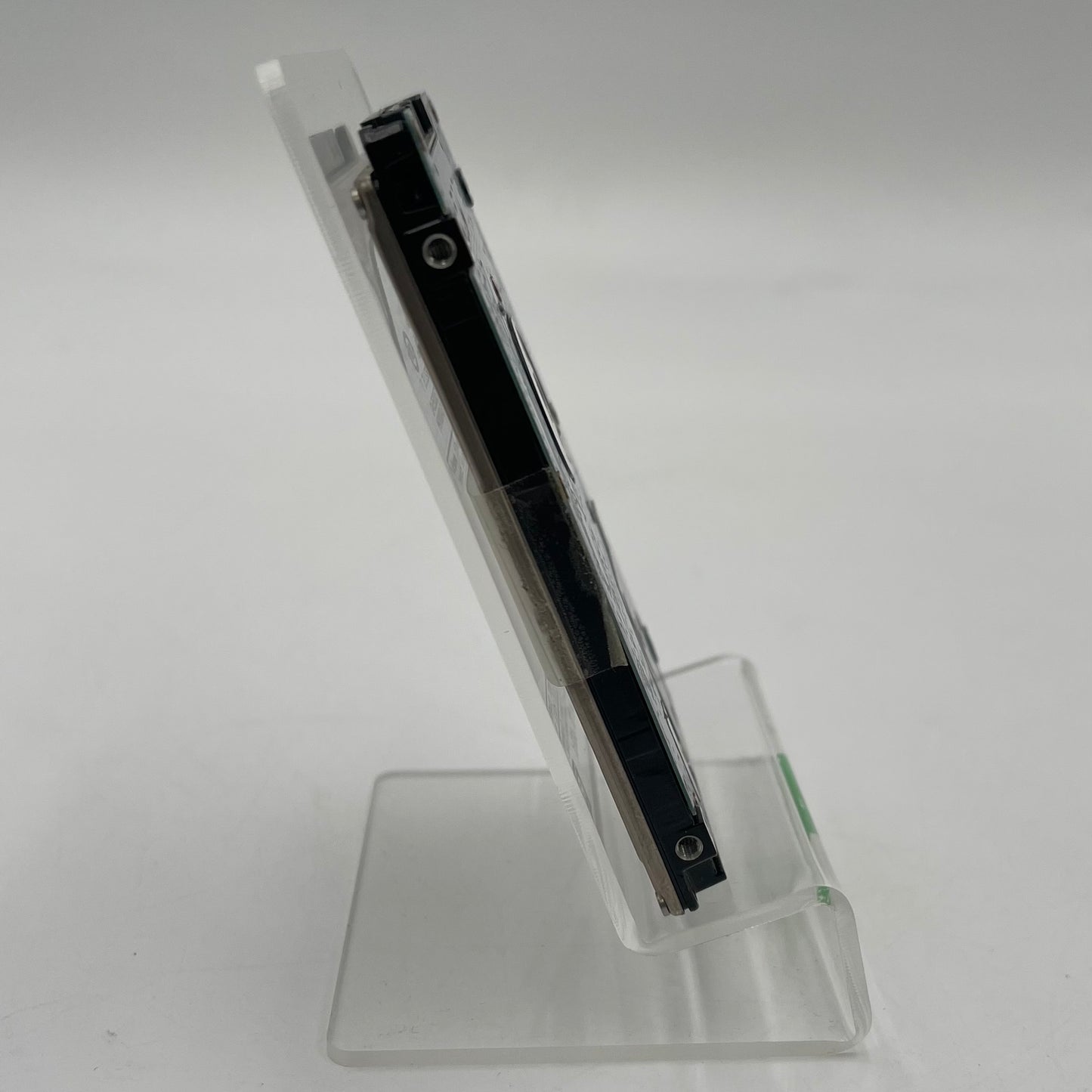 Hitachi 2.5" 500GB 500GB SATA II 3.0 Gb/s HDD HTS547550A9E384