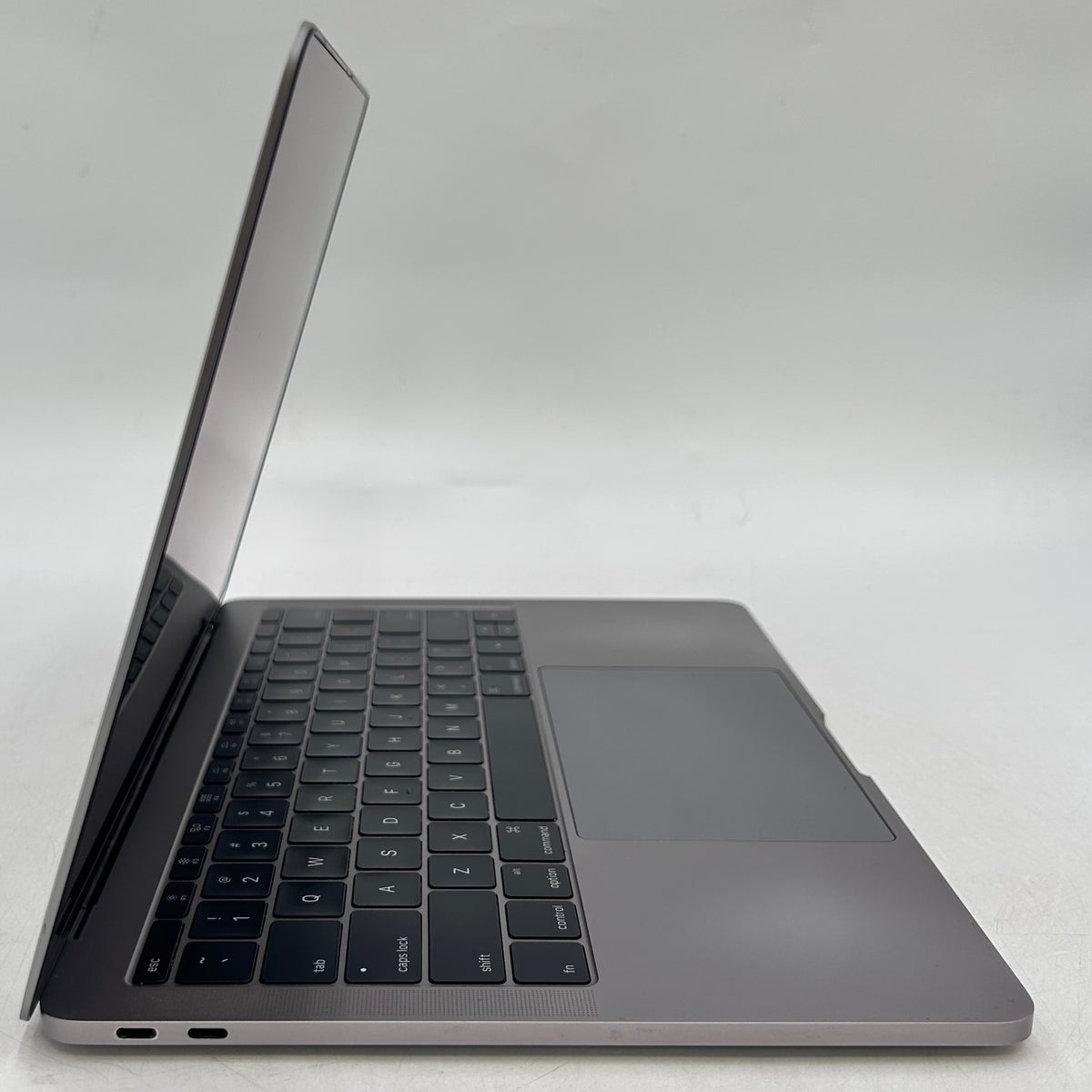 2016 Apple MacBook Pro 13.3" i5 2.0GHz 8GB RAM 256GB SSD Space Gray A1708 Read
