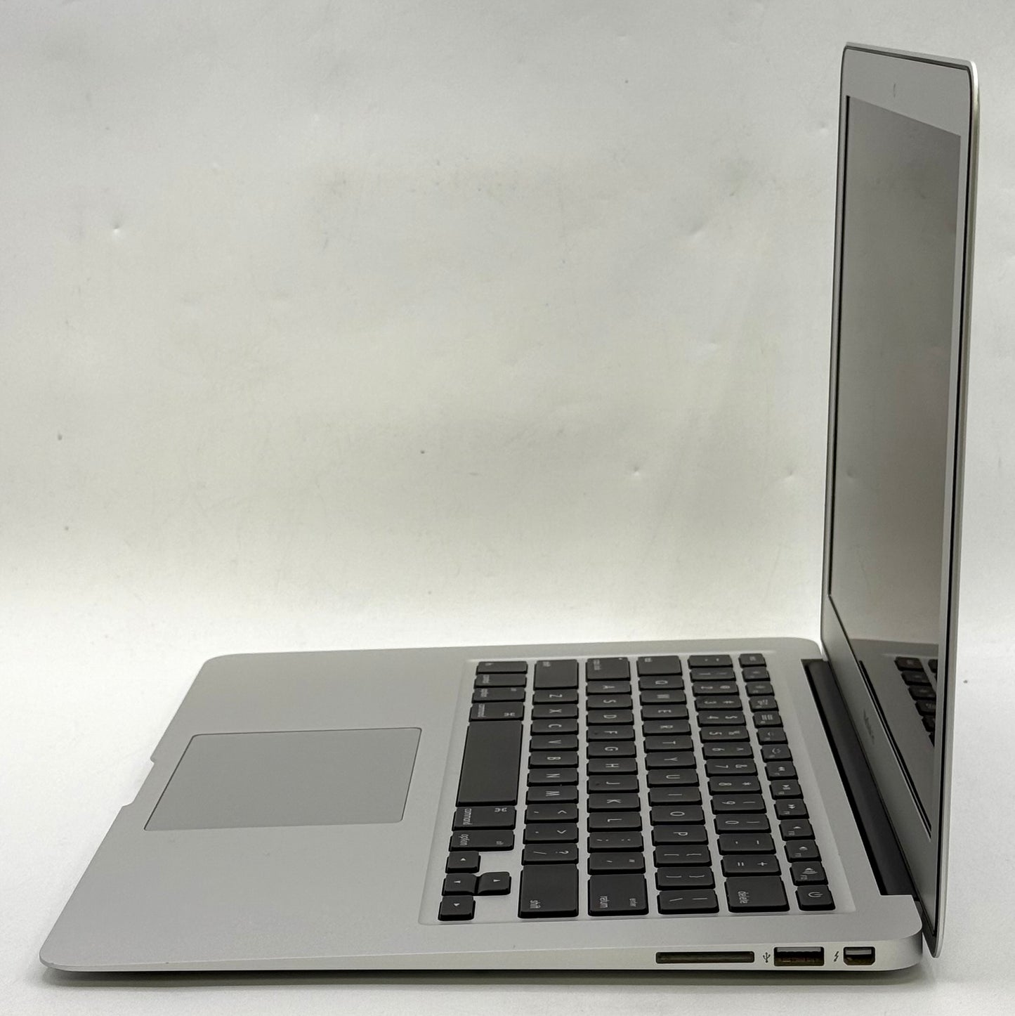 2017 Apple MacBook Air 13.3" i5 1.8GHz 8GB RAM 128GB SSD Silver A1466