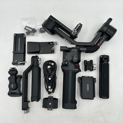 DJI RS 4 PRO Combo  3-Axis Gimbal Stabilizer P04P