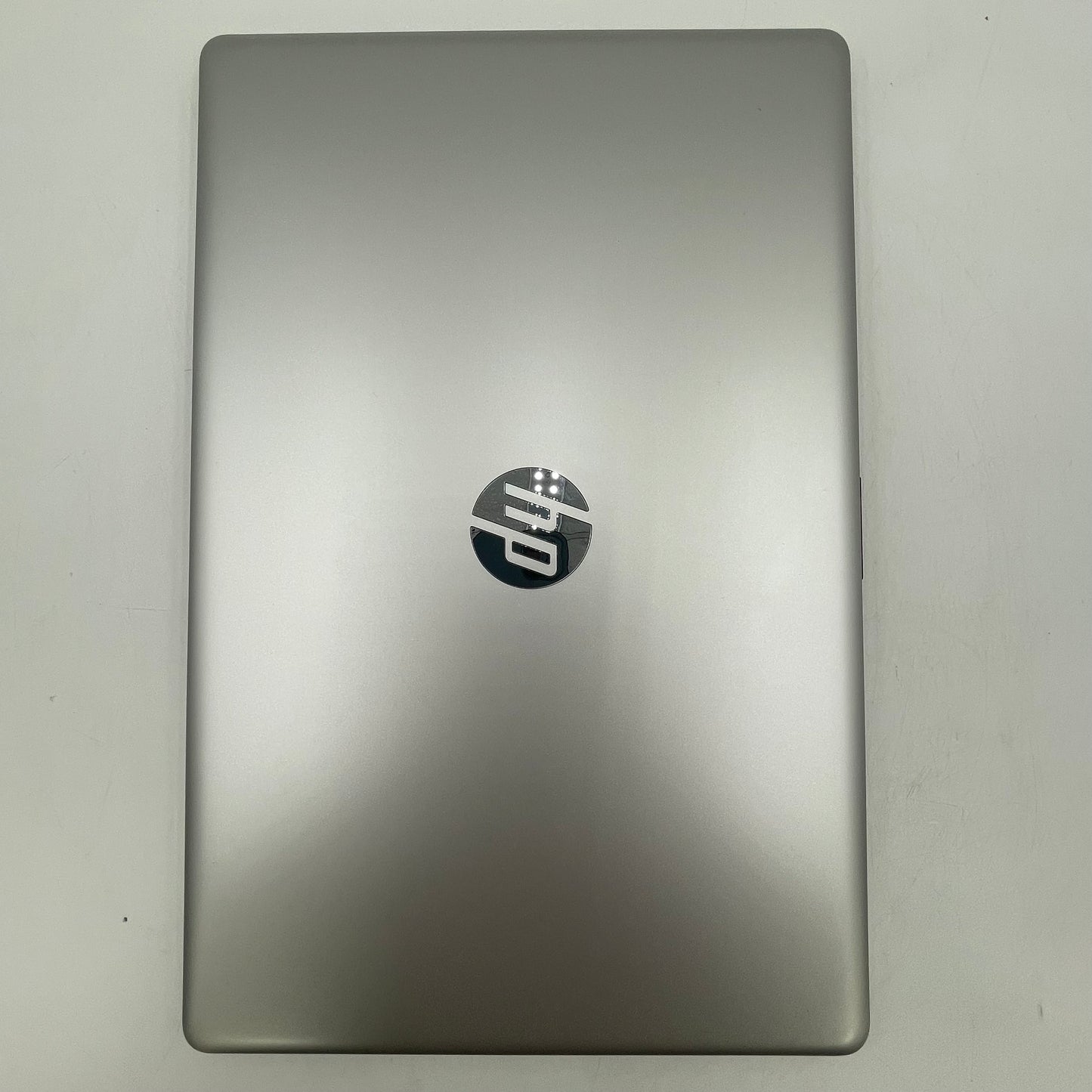 HP 17-by3065st 17.3" i5-1135G7 1.0GHz 8GB RAM 1TB HDD 120GB SSD