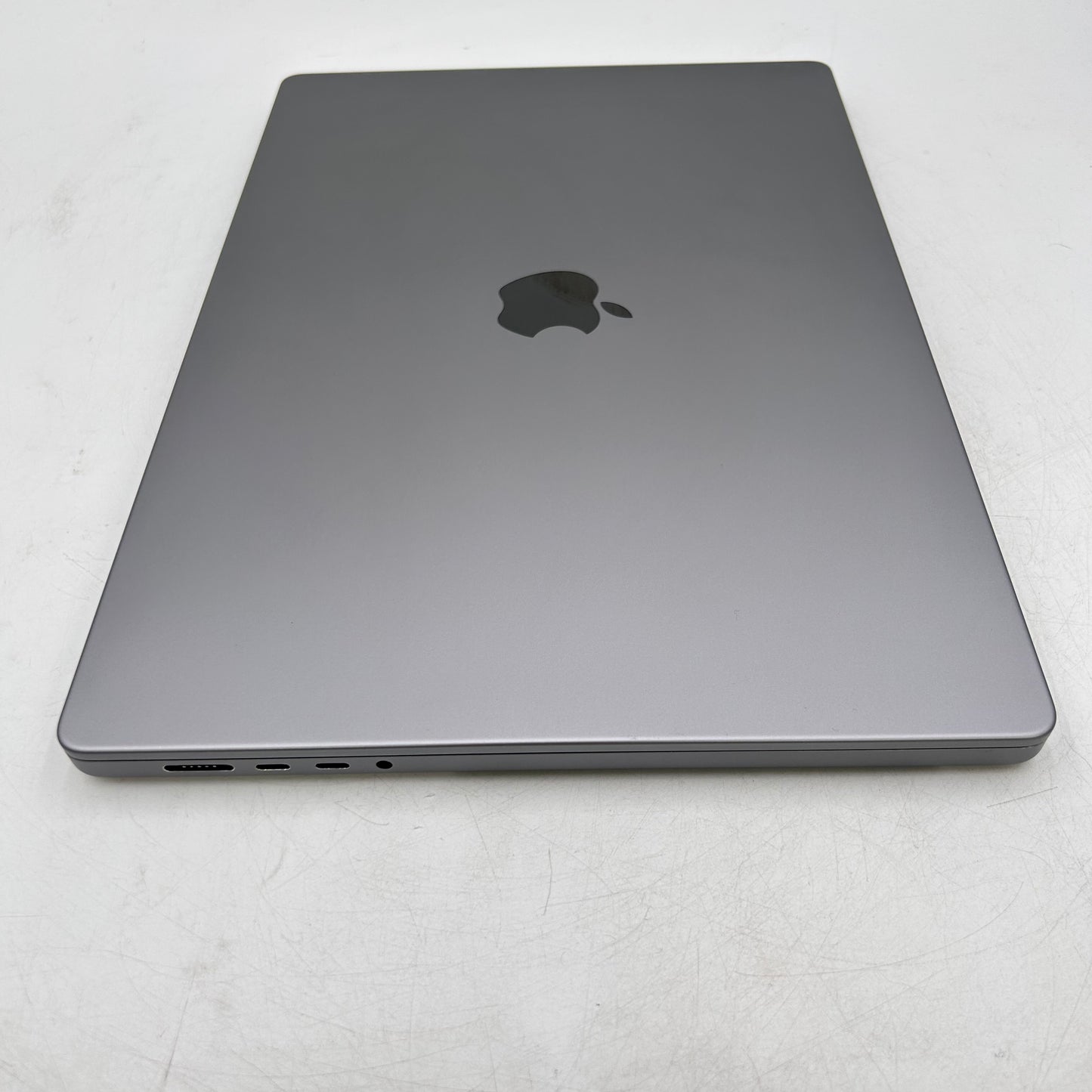 2021 Apple MacBook Pro 16" M1 Pro 16C GPU 3.2GHz 16GB RAM 512GB SSD A2485