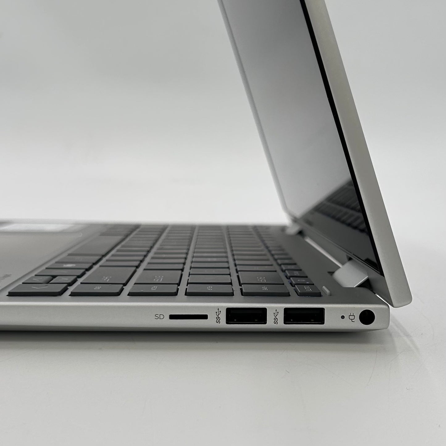 HP Envy x360 14-ES1023DX 14" Core 7 150U 1.8GHz 16GB RAM 512GB SSD