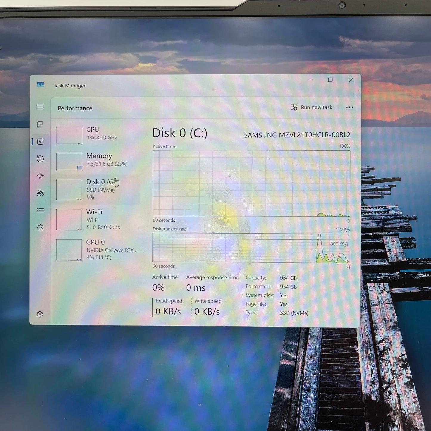 Lenovo LEGION PRO 7 16" i9-13900HX 2.2GHz 32GB RAM 1TB GeForce RTX 4080 Hard Press Keyboard