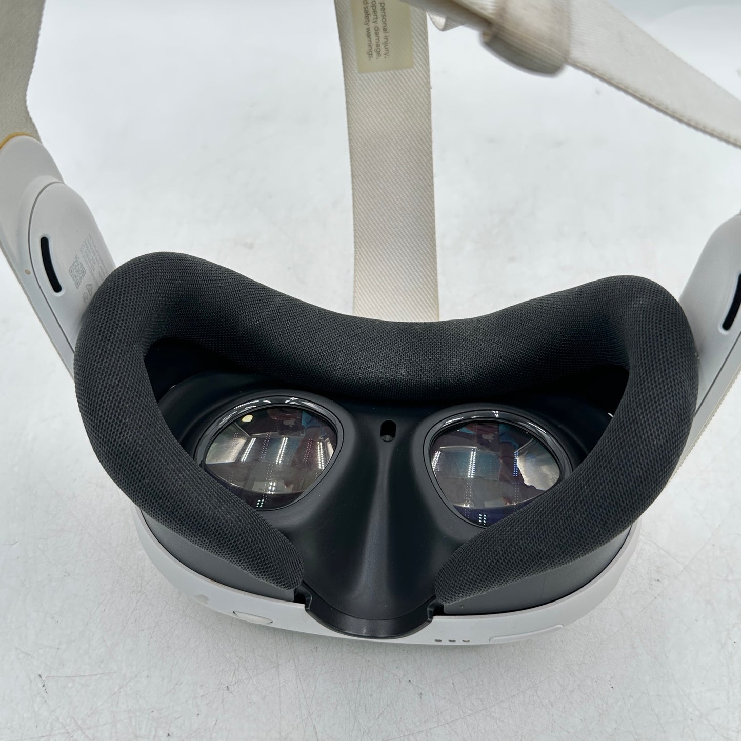 Meta Quest 3 512GB Standalone All-in-One VR Headset S3A READ