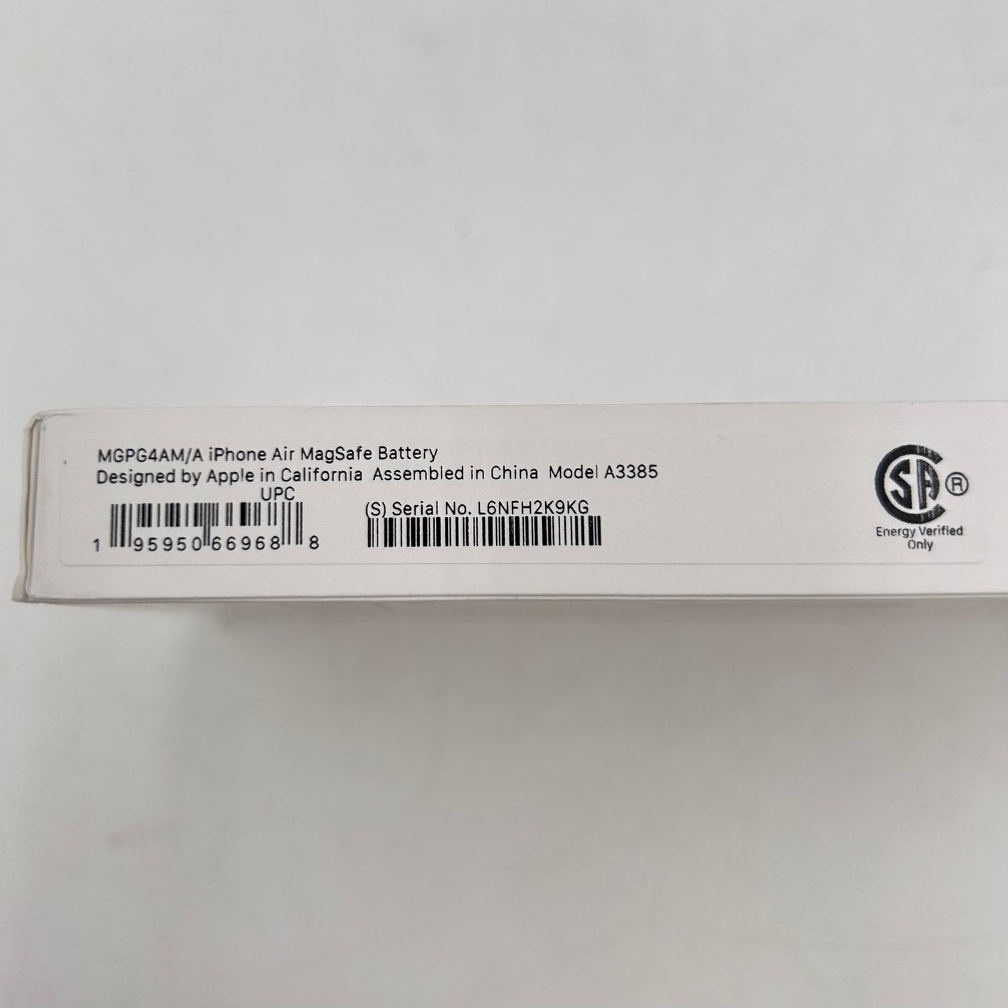 New Apple MagSafe Battery Pack White MGPGRAM/A MagSafe Battery