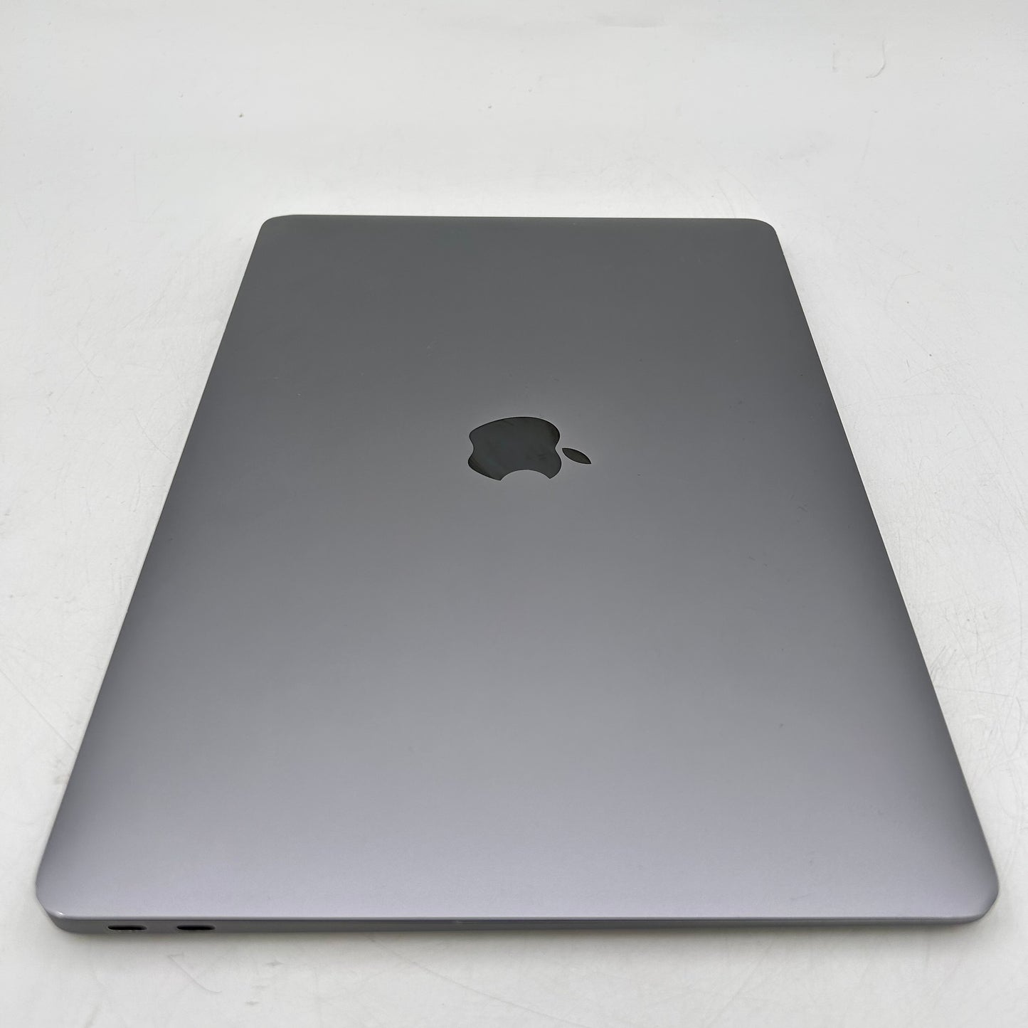 2020 Apple MacBook Air 13.3" i5 1.1GHz 16GB RAM 512GB SSD Space Gray A2179
