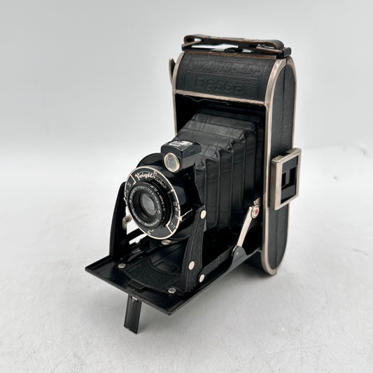 Vintage Voigtländer Bessa 6x9 Folding Camera w/ Voigtar 1:7,7/10,5 cm F=10,5 cm F7,7