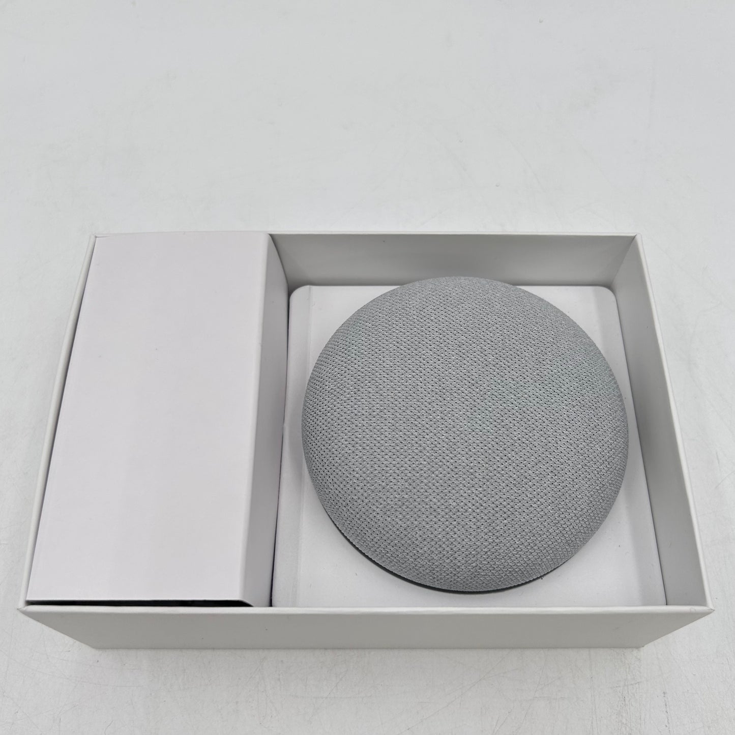 Google Nest Mini 2nd Gen Smart Speaker Chalk GA00638-US