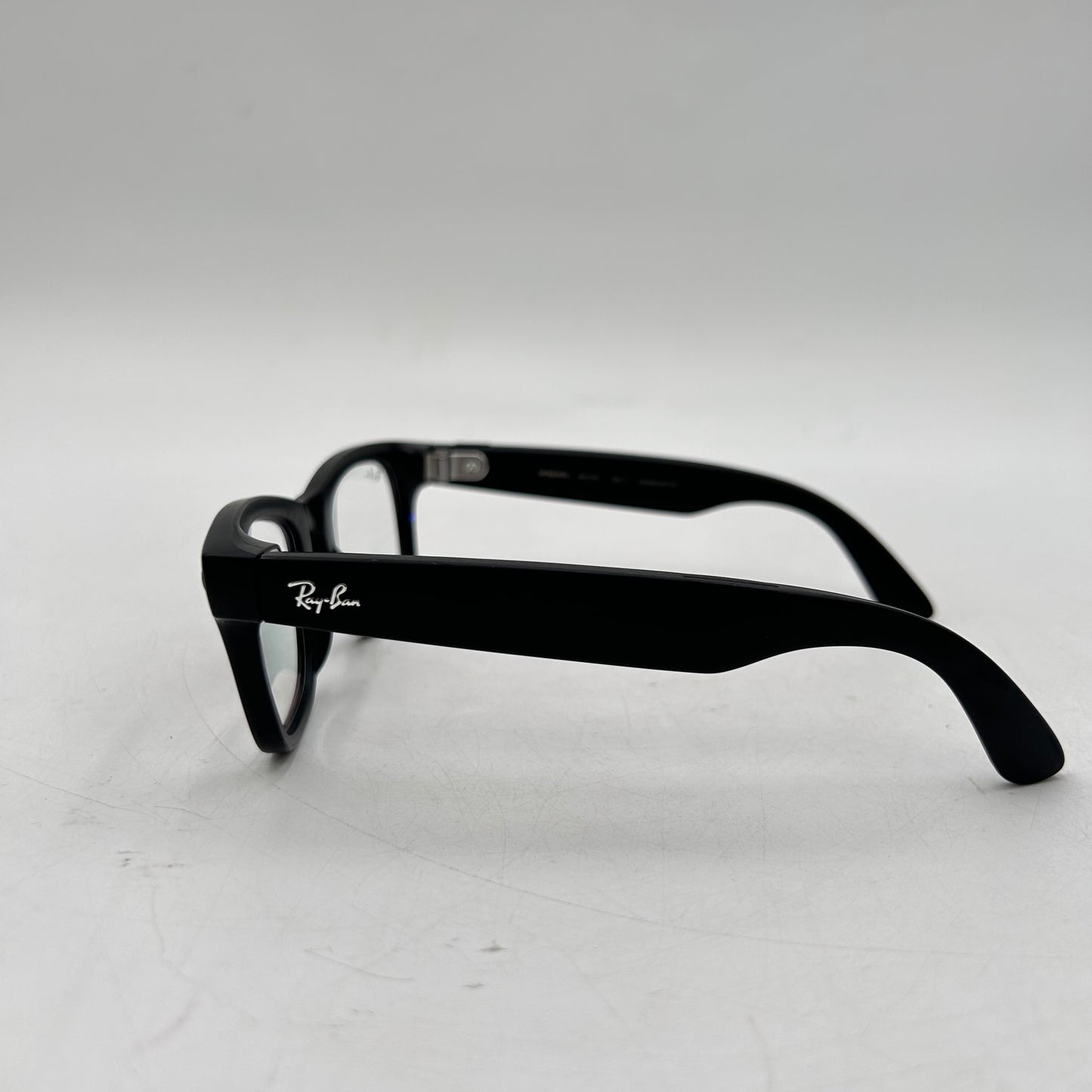Ray-Ban Meta Wayfarer Gen 2 Matte Black Standard RW4012 AI Smart Glasses Read