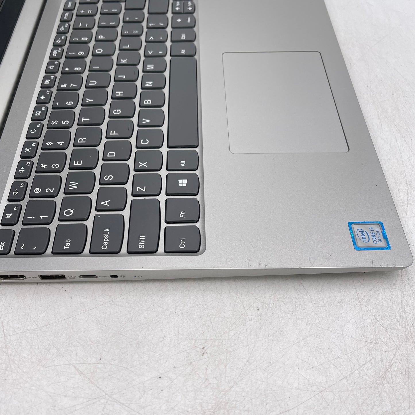 Lenovo IdeaPad 330S 15.6" i3-8130U 2.2GHz 6GB RAM 1TB HDD