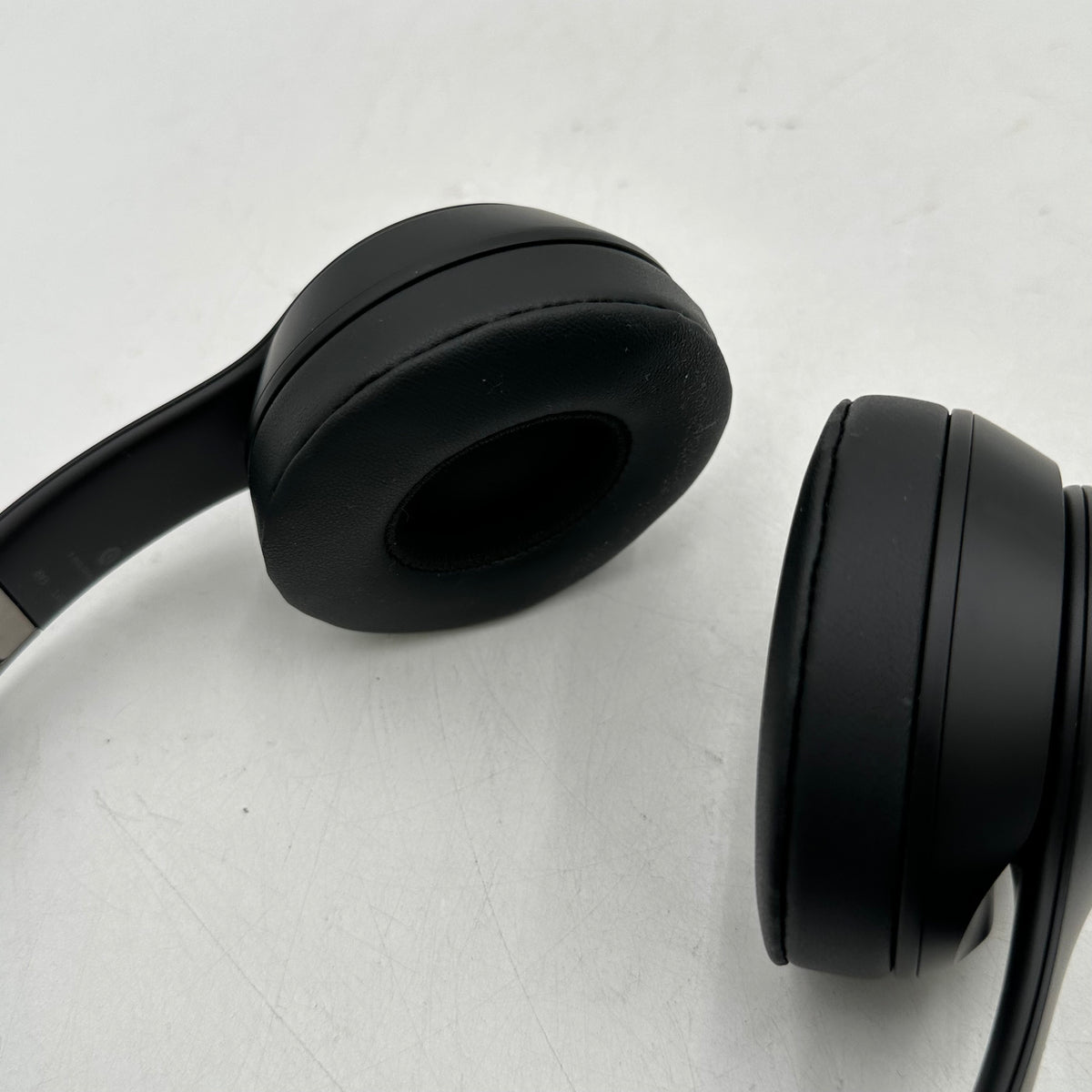 Beats Solo4 Wireless On-Ear Bluetooth Headphones Black A3140