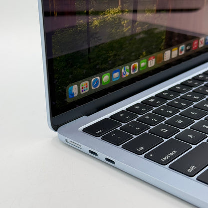 2025 Apple MacBook Air 13" M4 8C GPU 4.5GHz 16GB RAM 256GB SSD A3240