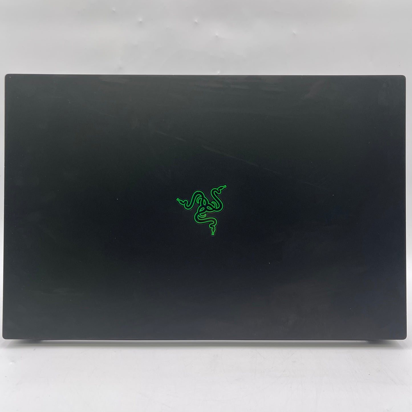 Razer Blade 17 RZ09-0423 17.3" i7-12800H 2.4GHz 16GB RAM 1TB GeForce RTX 3060