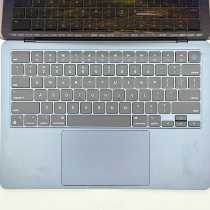 2024 Apple MacBook Air 13.6" M3 8C GPU 4.0GHz 8GB RAM 256GB SSD A3113