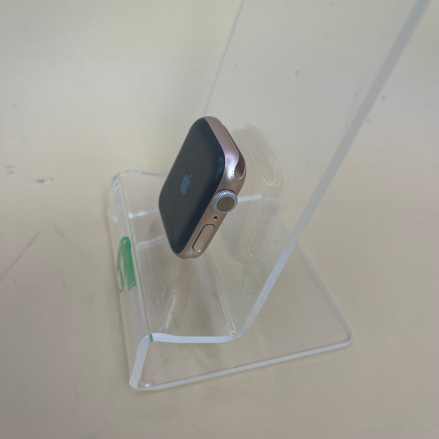 Broken GPS Only Apple Watch Series 6 40MM Aluminum A2291