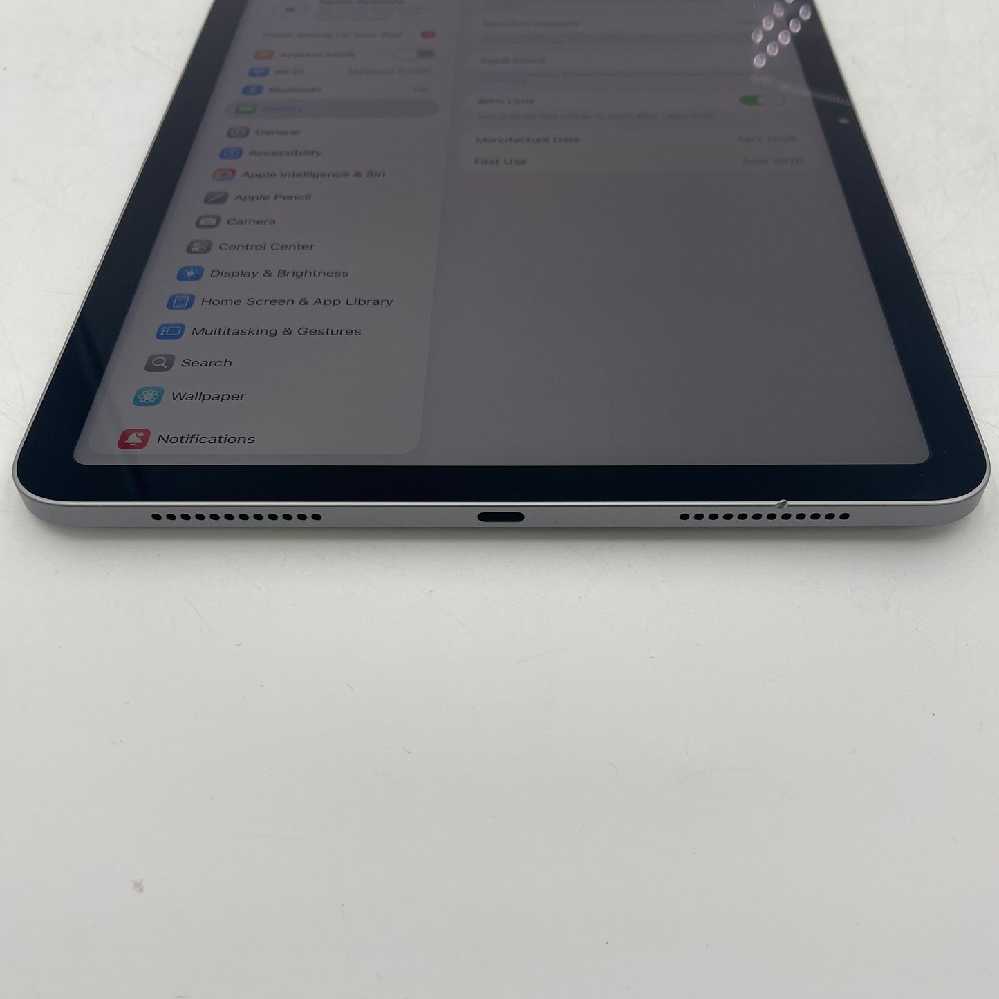 WiFi Only Apple iPad Air 11" M4 256GB Space Gray MH354LL/A