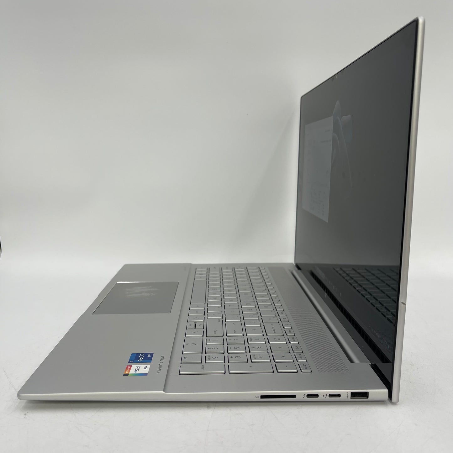 HP Envy Laptop 17 M37Z6AV 17.3" i7-1260P 2.1GHz 32GB RAM 512GB SSD