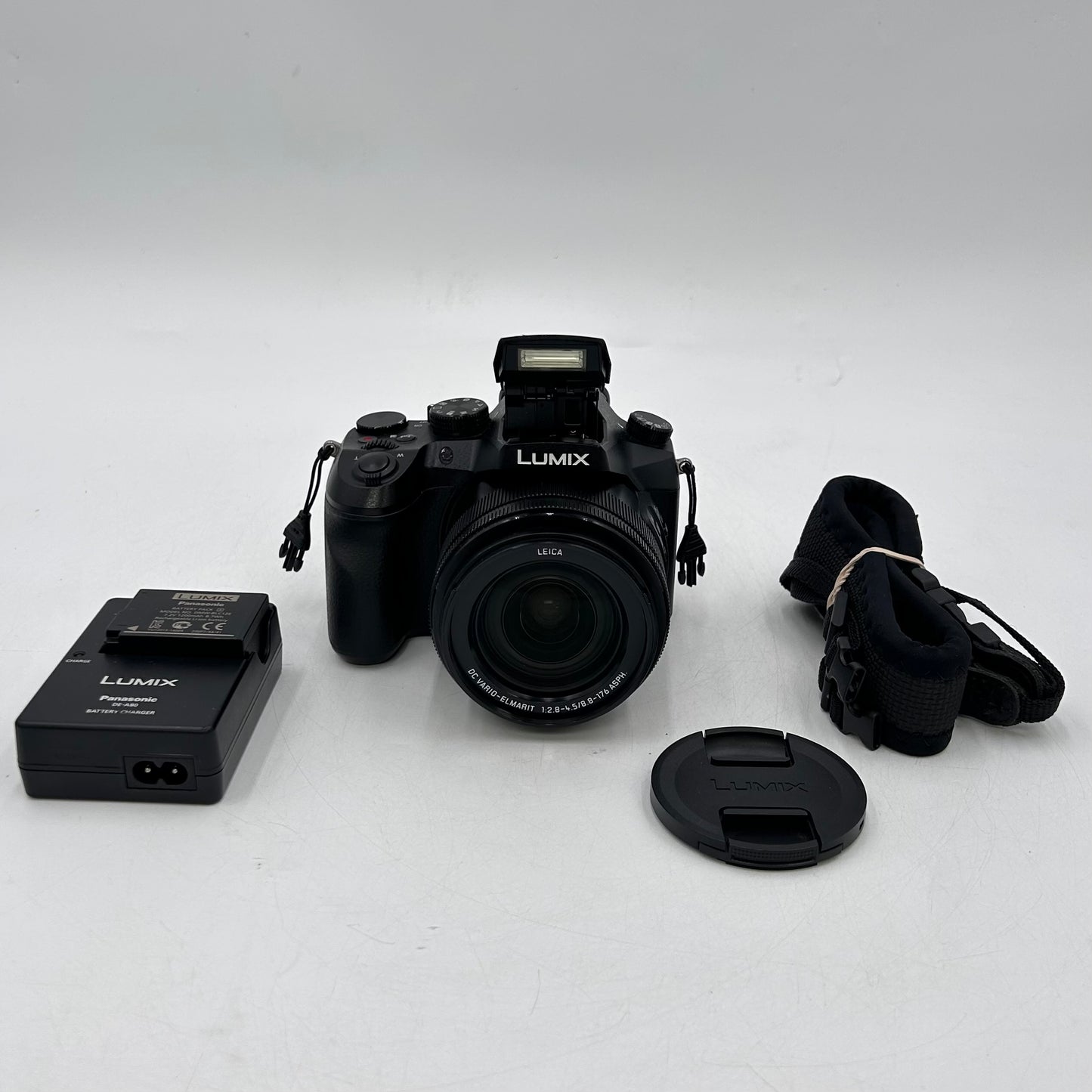 Panasonic Lumix DMC-FZ2000 20.1MP SuperZoom Bridge Camera 90 Shutter Count Read
