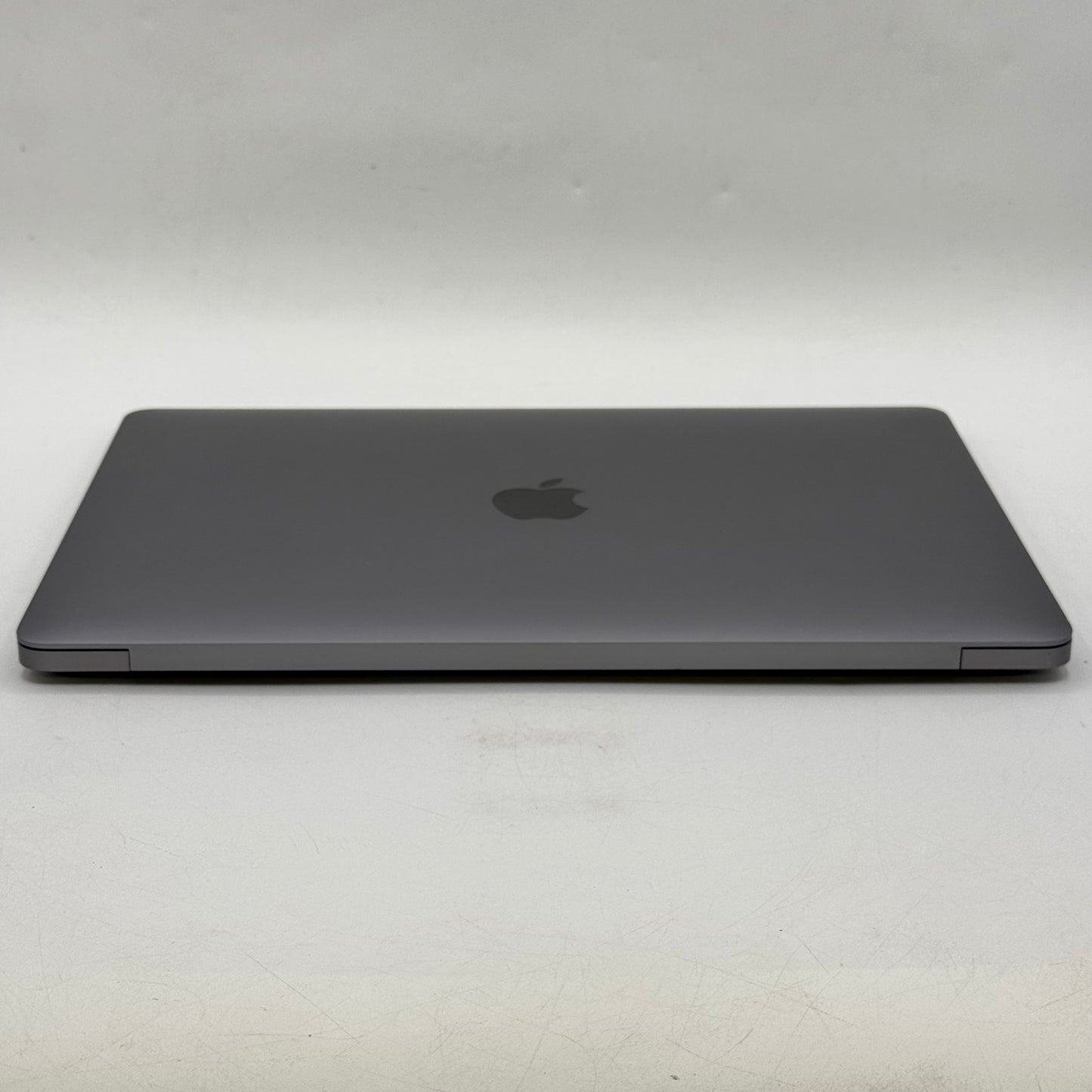 2020 Apple MacBook Air 13.3" i3 1.1GHz 8GB RAM 256GB SSD Space Gray A2179