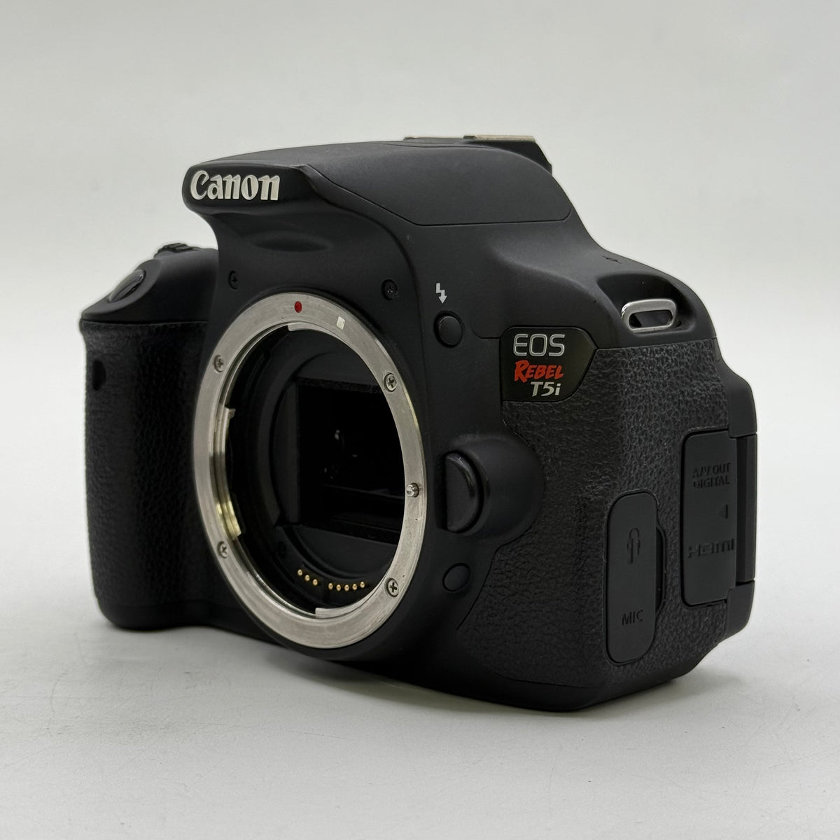 Canon EOS Rebel T5i 18.0MP Digital SLR DSLR Camera