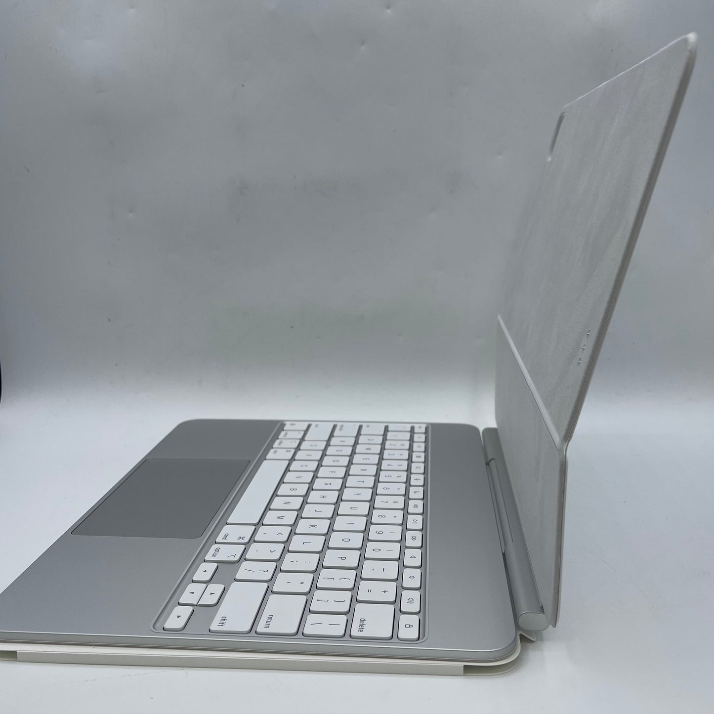 Apple Magic Keyboard for iPad Pro 13" Keyboard Folio Case White A2974