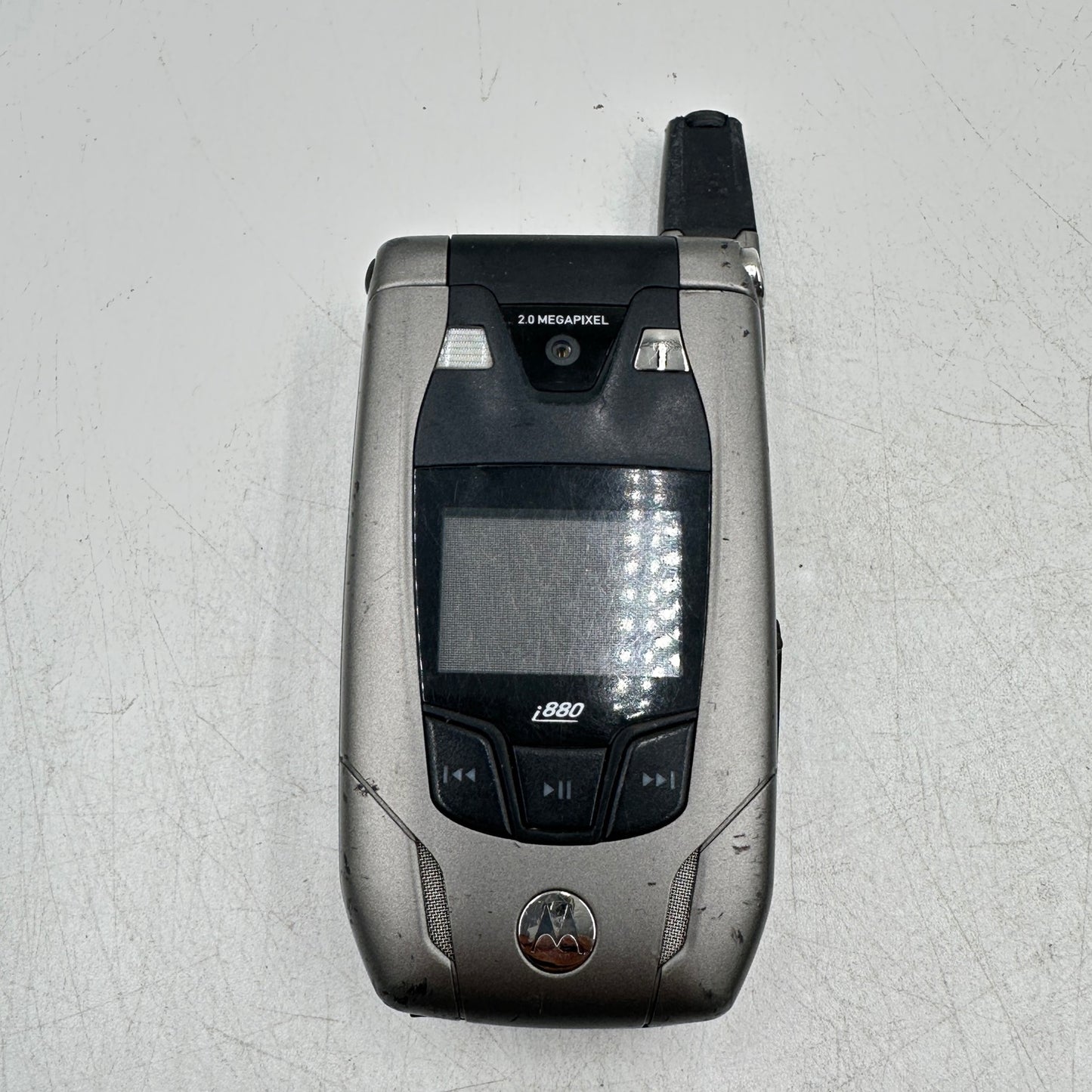 Lot of 4 Motorola Nextel Silver i880/ 3x i850 Cell Phone FA8400M/B000A2REVG