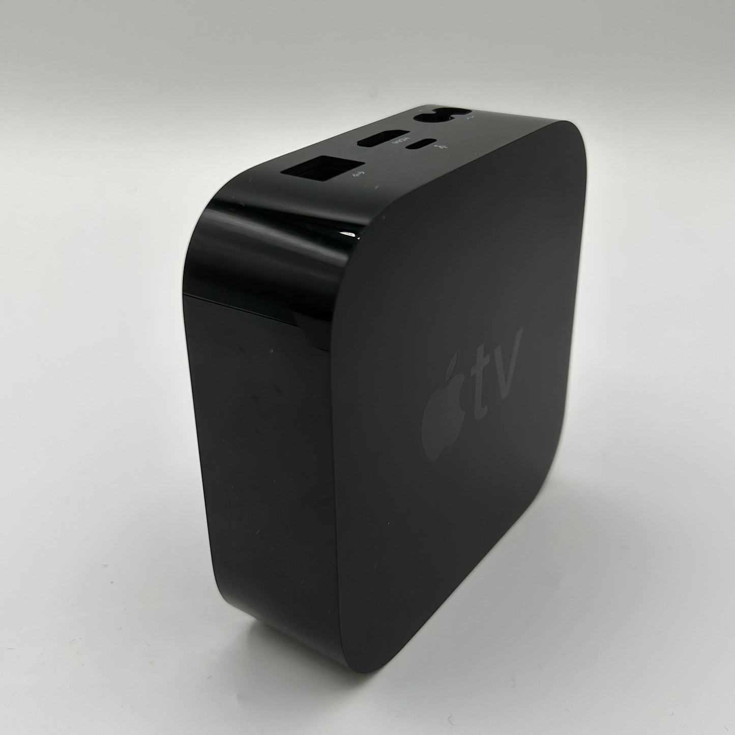 Apple TV HD 4th Gen  1080p 32GB  Black A1625