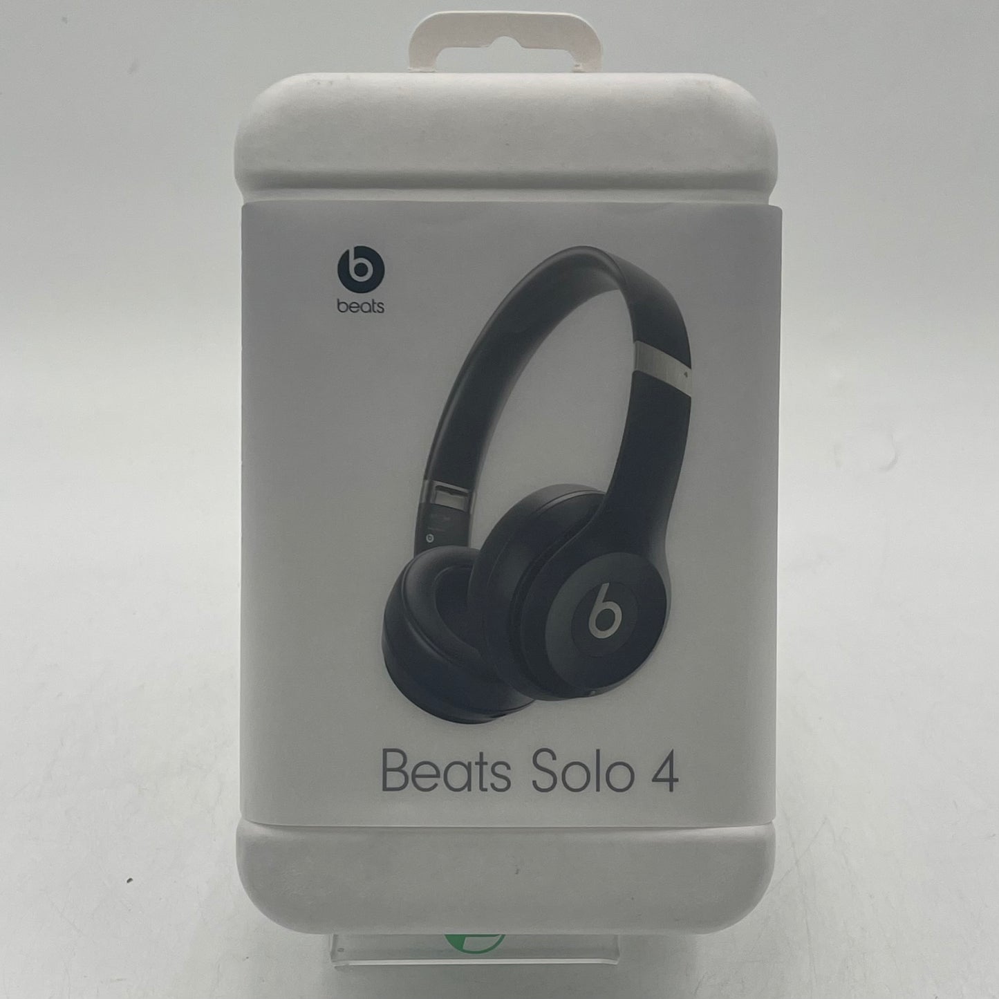 New Beats Solo4  Wireless Over-Ear Bluetooth Headphones Black MUW23LL/A