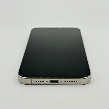 Unlocked Apple iPhone 15 Pro Max 256GB White Titanium MU673LL/A