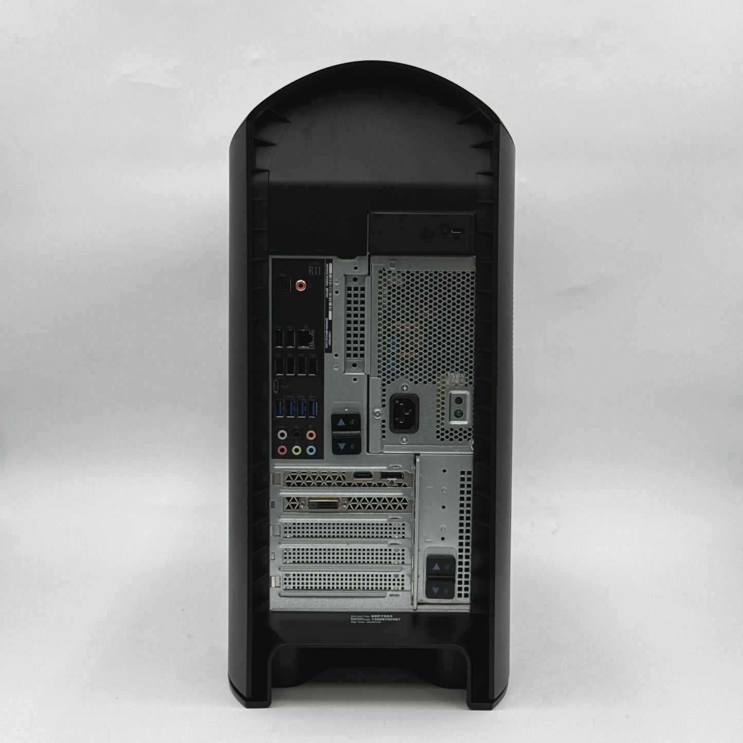 Alienware Aurora R11 Core i7-10700F 2.90GHz 16GB RAM 1TB HDD Nvidia GeForce RTX 2060