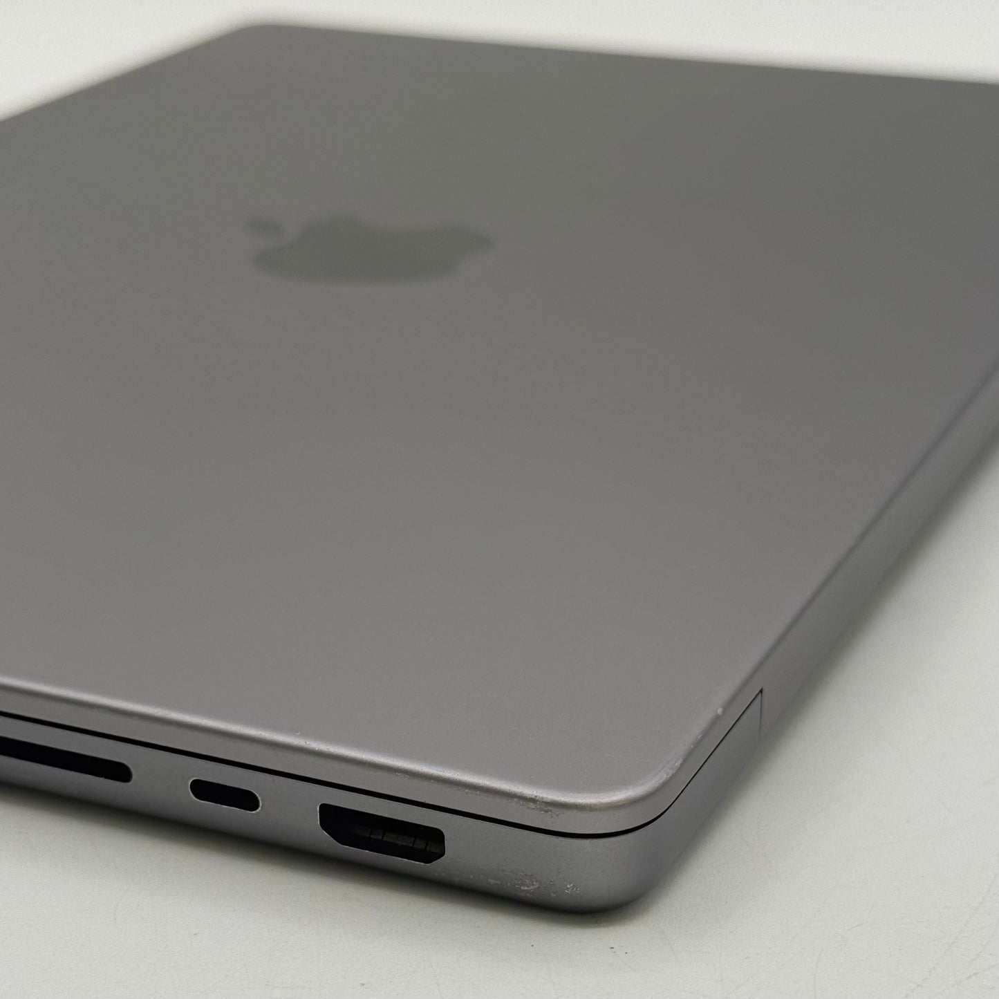 2023 Apple MacBook Pro 14" M2 Pro 19C GPU 3.5GHz 32GB RAM 1TB SSD A2779