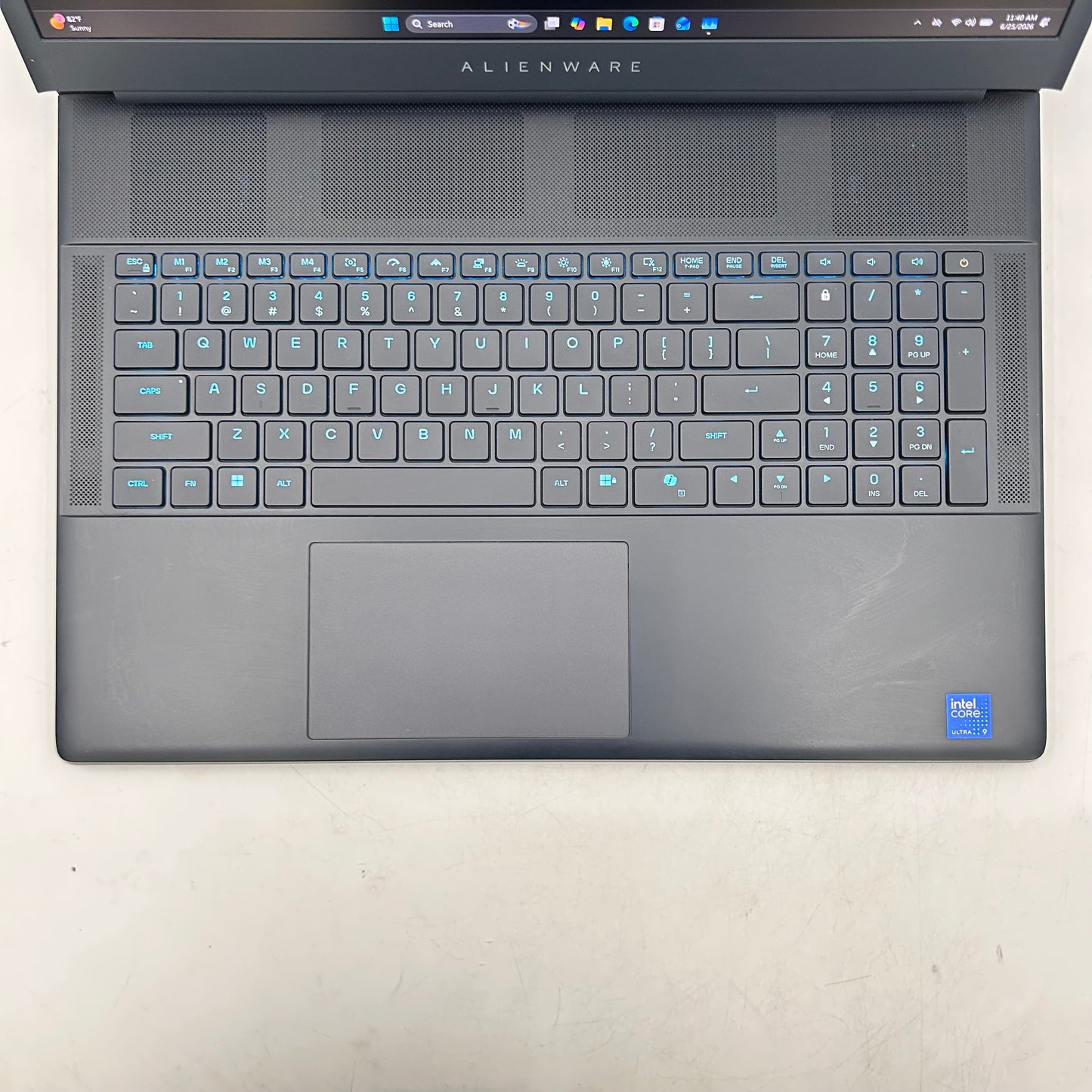 Alienware 18 Area 51 Core Ultra 9 275HX 2.7GHz 32GB 2TB SSD GeForce RTX 5070 Ti