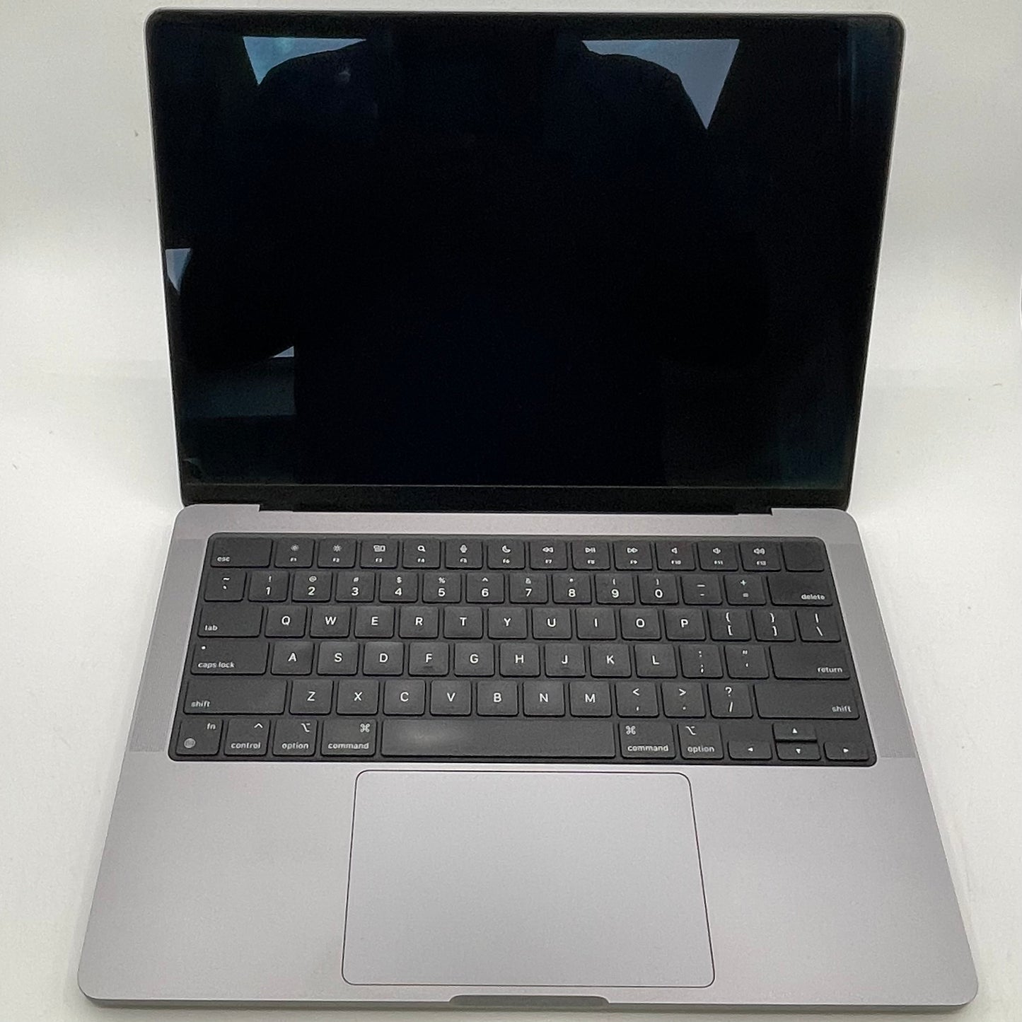Broken 2024 Apple MacBook Pro M3 8C GPU 16GB RAM 512GB SSD A2918 Read