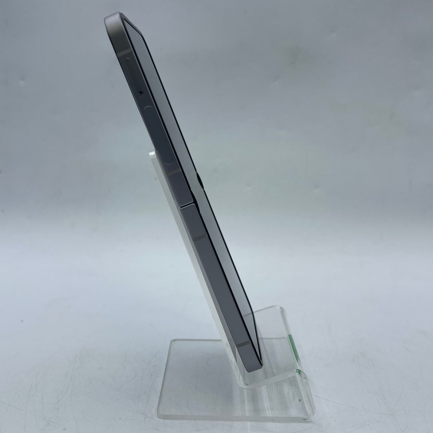 Unlocked Samsung Galaxy Z Flip6 12GB RAM 512GB SM-F741U1 Silver Shadow