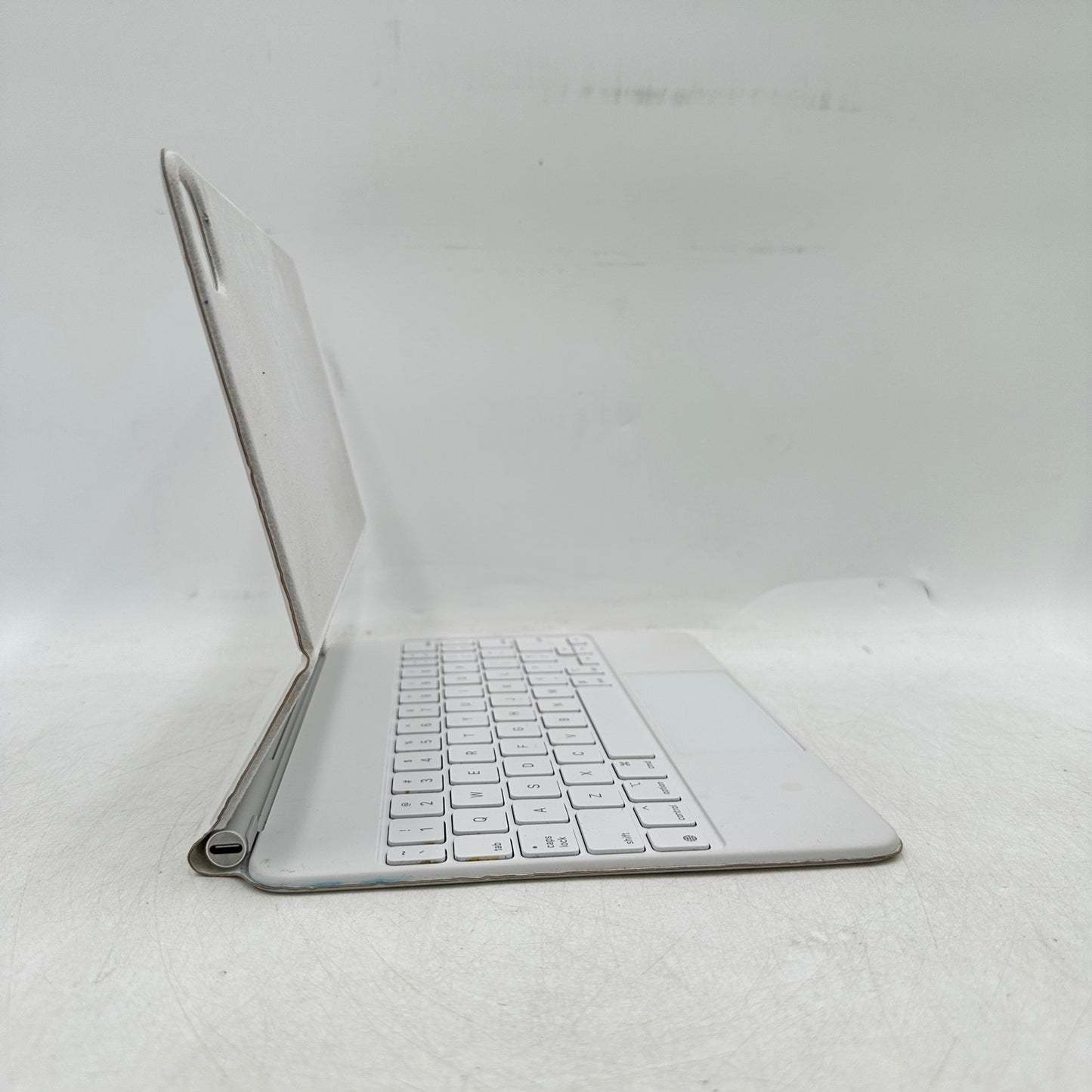 Apple Magic Keyboard for iPad 11" Keyboard Folio Case White A2261 READ