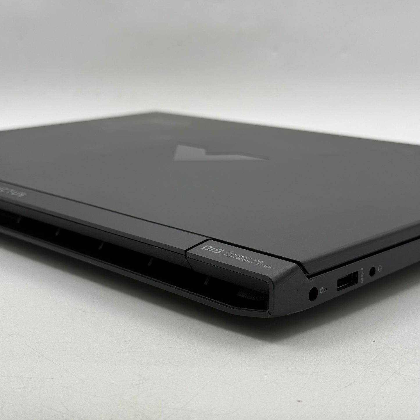 HP Victus 15-FB2063DX 15.6" Ryzen 5 7535HS 3.3GHz 8GB RAM 512GB SSD